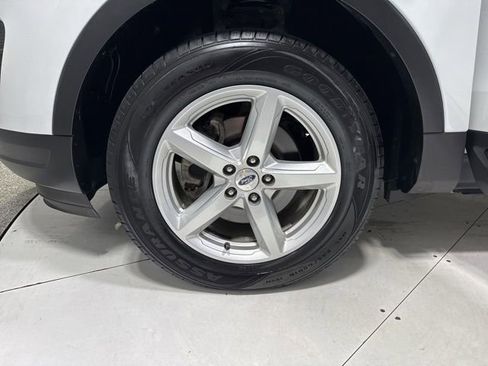 Used 2019 Ford Explorer 4WD w/ Class III Trailer Tow Package image 6