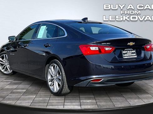 Used 2023 Chevrolet Malibu LT w/ Driver Confidence Package FWD image 2