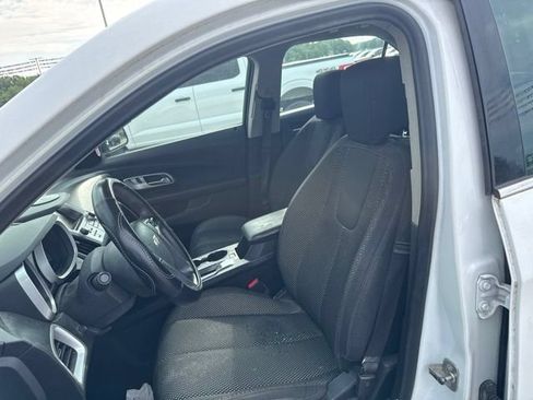 Used 2017 Chevrolet Equinox LS FWD image 7
