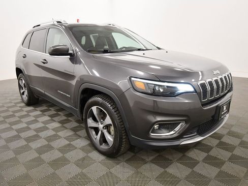 Used 2019 Jeep Cherokee Limited AWD/4WD image 9