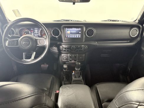 Used 2018 Jeep Wrangler Unlimited Sahara image 31