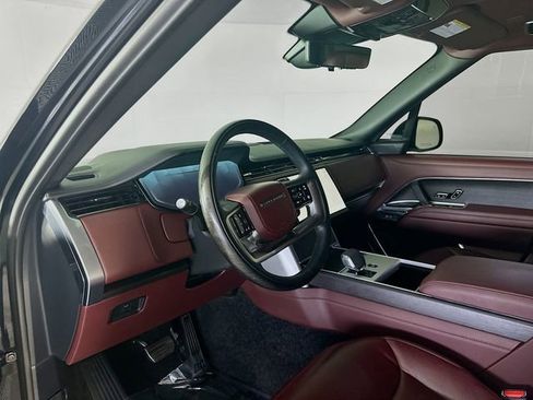 Used 2024 Land Rover Range Rover Long Wheelbase Autobiography AWD/4WD image 9