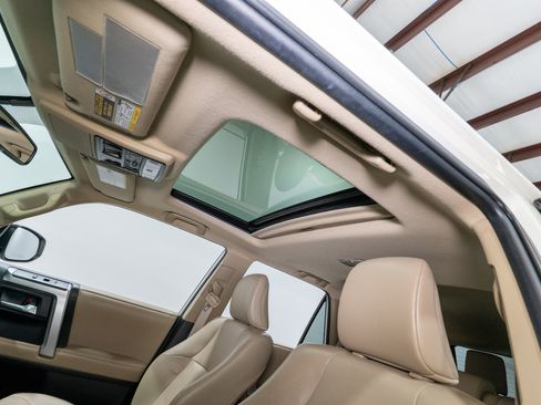 Used 2018 Toyota 4Runner Limited image 16