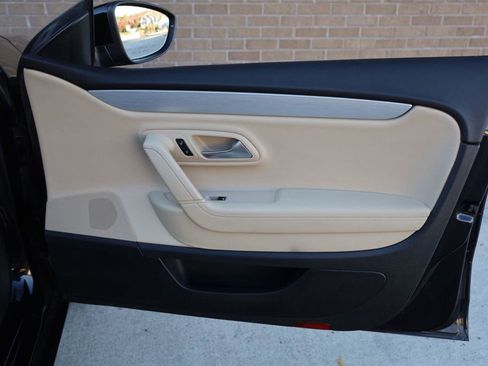 Used 2013 Volkswagen CC R-Line image 25
