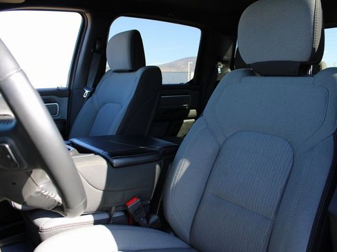 Used 2022 RAM 1500 Big Horn image 17