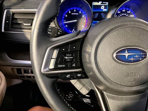 Used 2019 Subaru Outback 3.6R Limited AWD/4WD image 24