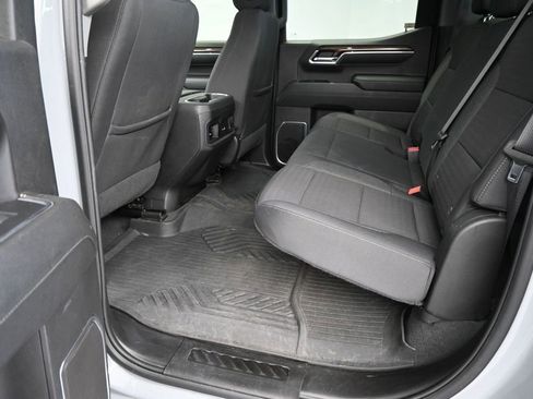 Used 2024 Chevrolet Silverado 1500 RST AWD/4WD image 18