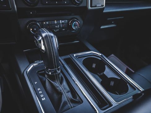 Used 2017 Ford F150 XLT w/ Equipment Group 302A Luxury image 15