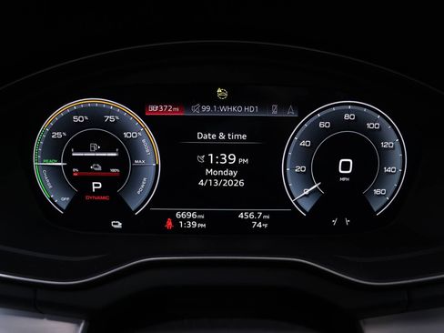Certified 2025 Audi Q5 e Premium Plus w/ Premium Plus Package AWD/4WD image 10