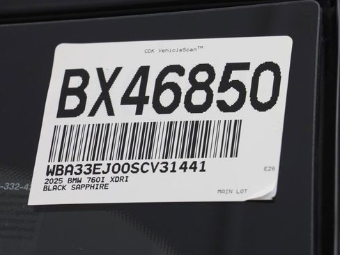 Certified 2025 BMW 760i xDrive w/ Executive Package AWD/4WD image 28
