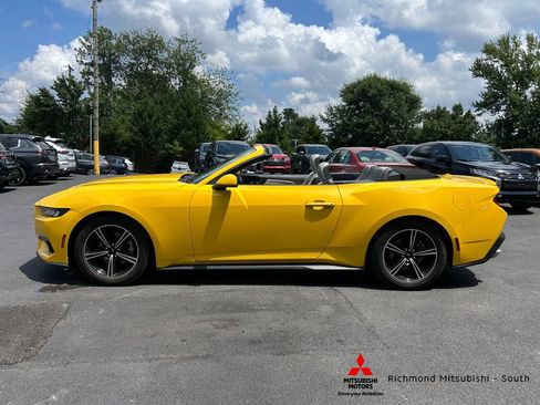 Used 2024 Ford Mustang Premium RWD image 36