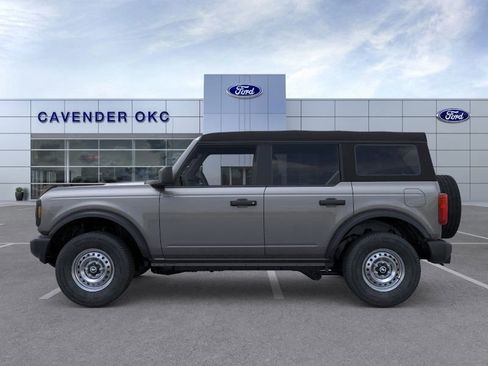 New 2025 Ford Bronco 4-Door image 28