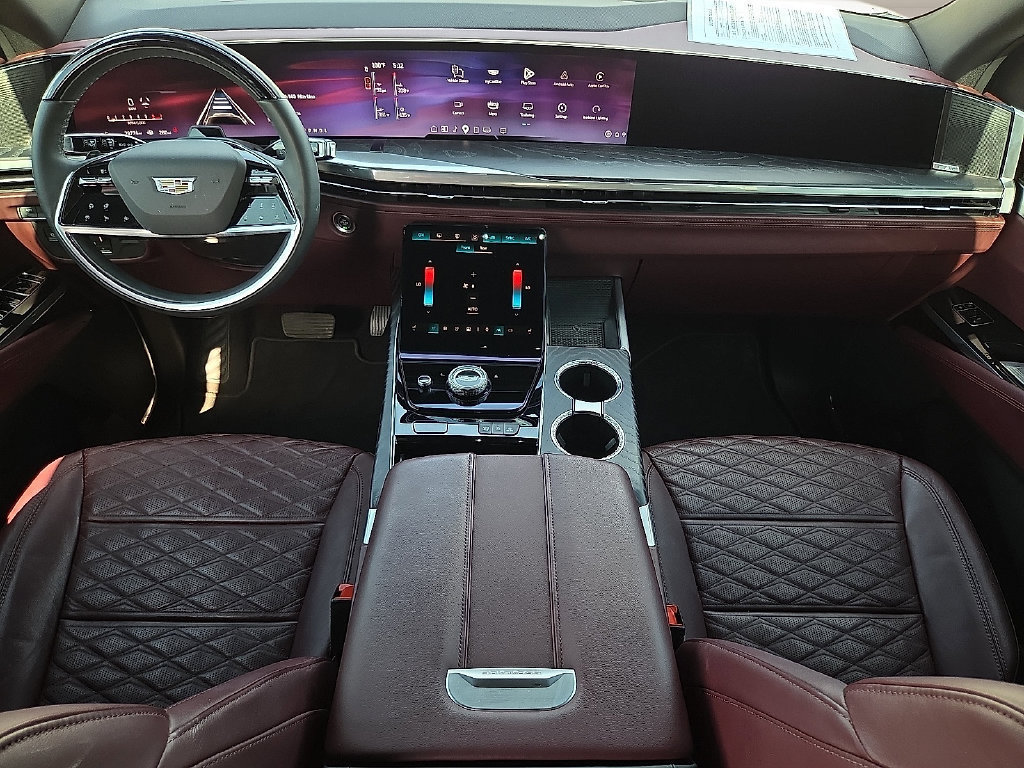 Used 2025 Cadillac Escalade Sport AWD/4WD image 16