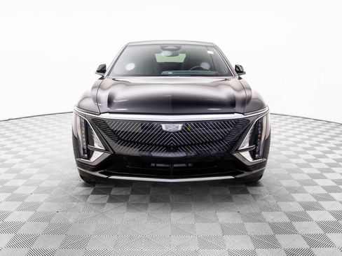 Certified 2024 Cadillac Lyriq Luxury w/ LPO, Floor Liner Package image 2