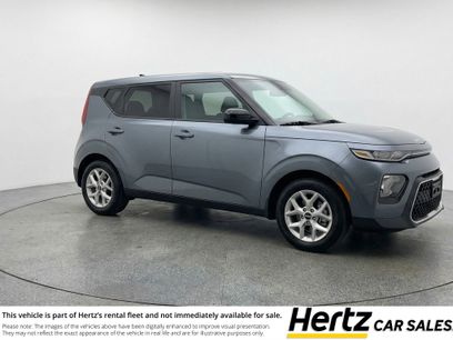 Used 2025 Kia Soul LX w/ LX Technology Package