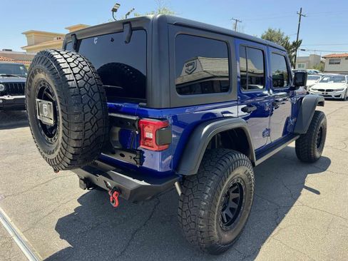 Used 2020 Jeep Wrangler Unlimited Rubicon w/ Dual Top Group AWD/4WD image 7