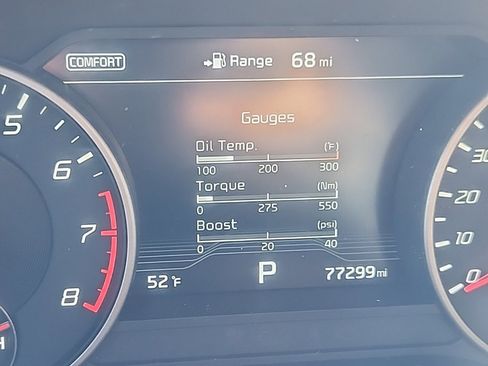 Used 2018 Kia Stinger GT2 image 10