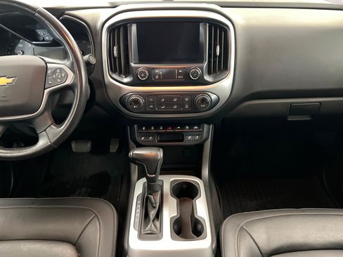 Used 2021 Chevrolet Colorado ZR2 w/ ZR2 Midnight Special Edition AWD/4WD image 13