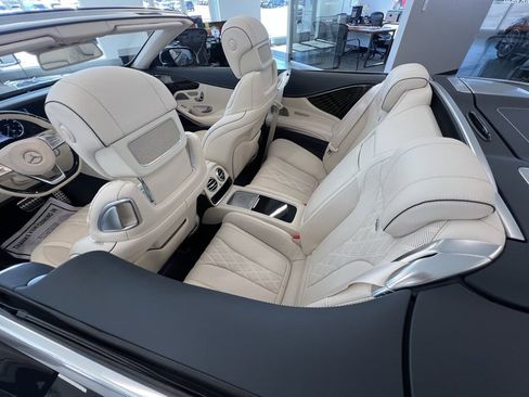 Used 2017 Mercedes-Benz S 550 Cabriolet image 6