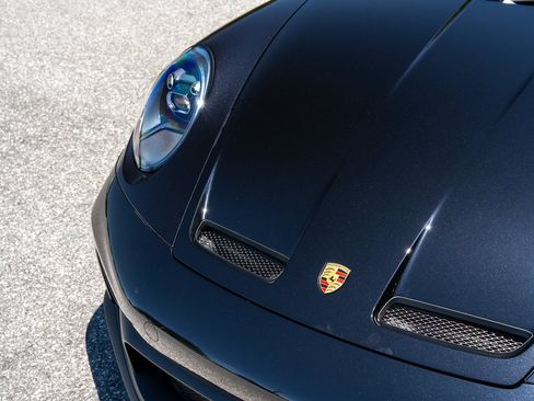 Certified 2023 Porsche 911 GT3 RWD image 19