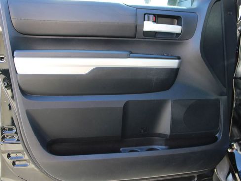 Used 2016 Toyota Tundra Limited w/ Limited Premium Package image 16