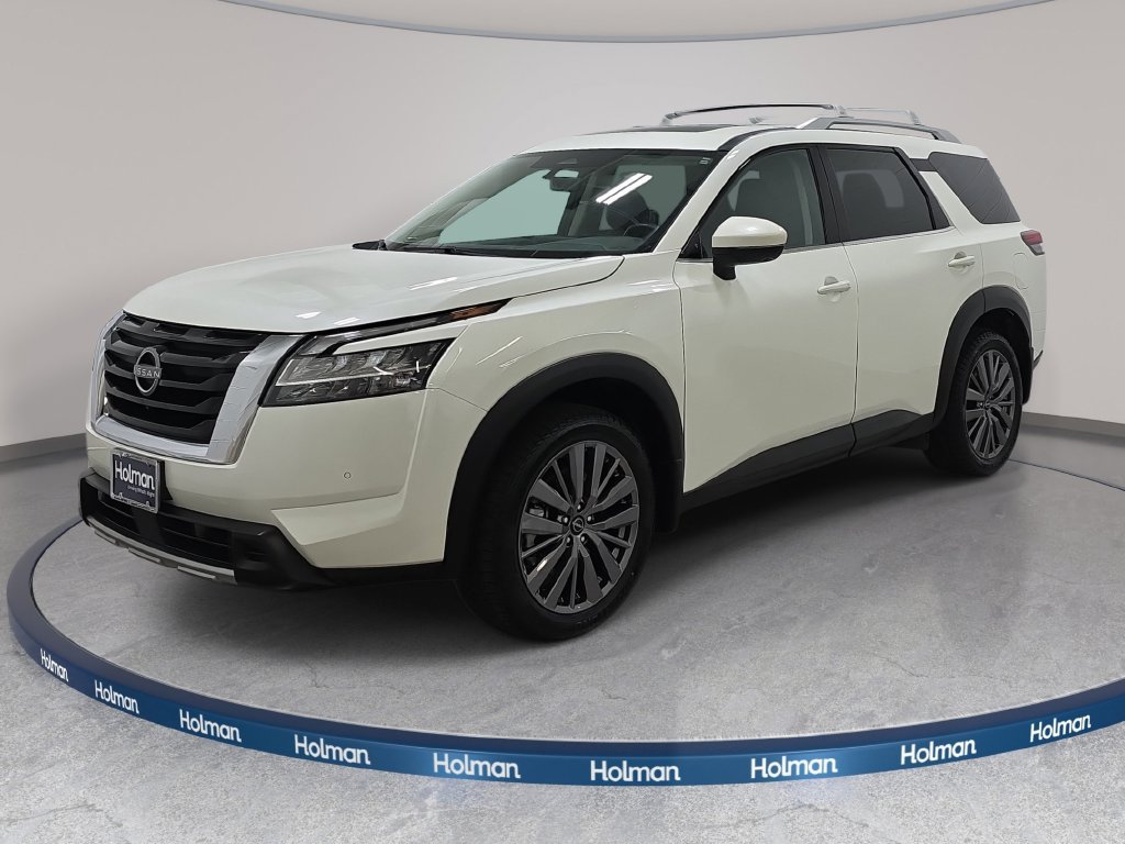 Used 2024 Nissan Pathfinder SL w/ SL Premium Package AWD/4WD image 1