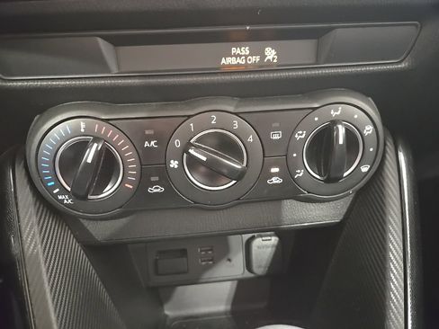 Used 2018 Toyota Yaris iA image 15