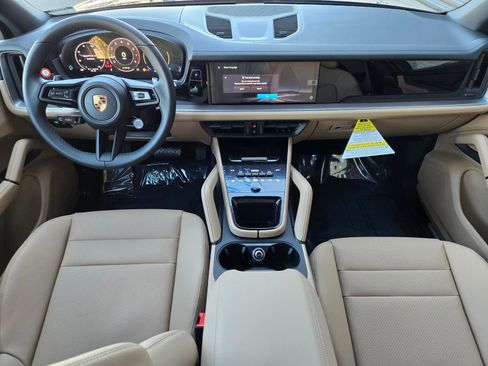 New 2026 Porsche Cayenne AWD/4WD image 13