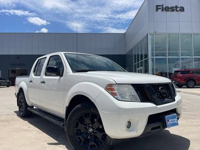 Certified 2020 Nissan Frontier SV w/ Midnight Edition Floor Mats