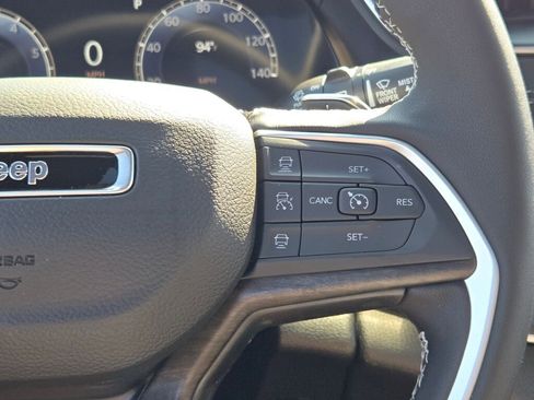 New 2025 Jeep Grand Cherokee L Limited image 28