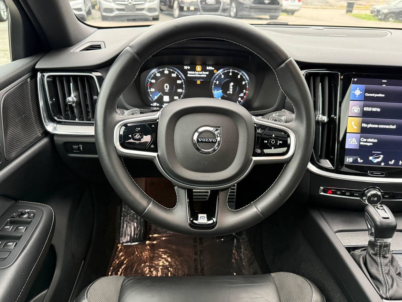 Used 2019 Volvo S60 T5 R-Design FWD image 38