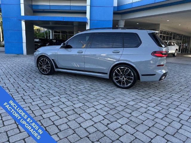 Used 2026 BMW X7 xDrive40i w/ M Sport Package AWD/4WD image 33