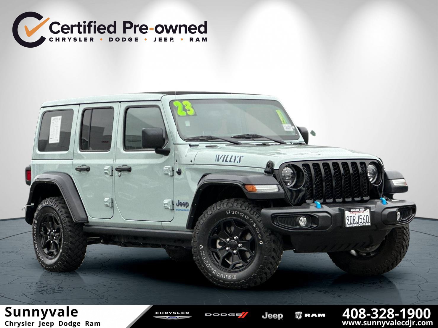 Used 2023 Jeep Wrangler Unlimited w/ Sun & Screen Package AWD/4WD image 1