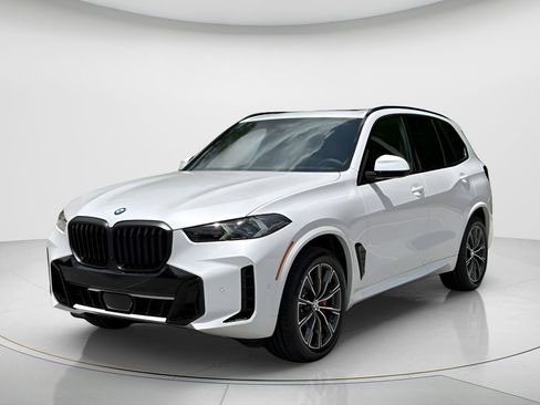New 2026 BMW X5 xDrive40i w/ M Sport Package AWD/4WD image 1