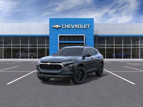 New 2026 Chevrolet Trax LT image 8