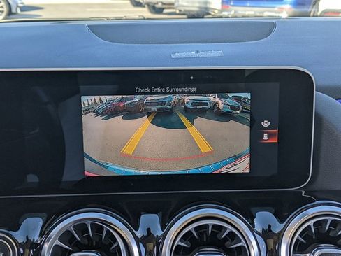 Certified 2021 Mercedes-Benz GLA 250 4MATIC image 14