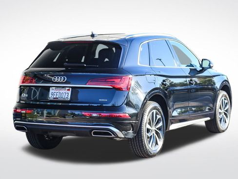 Used 2023 Audi Q5 2.0T Premium w/ Convenience Package image 8