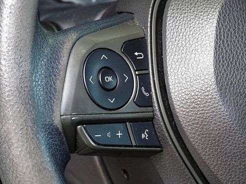 Used 2021 Toyota Corolla LE FWD image 24