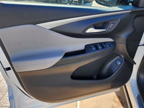 New 2026 Buick Envista Avenir FWD image 13