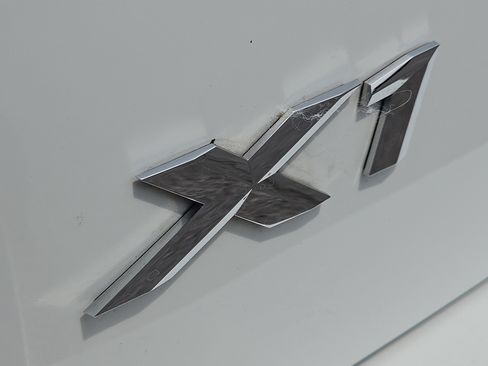 Used 2023 BMW X1 xDrive28i w/ Premium Package AWD/4WD image 12
