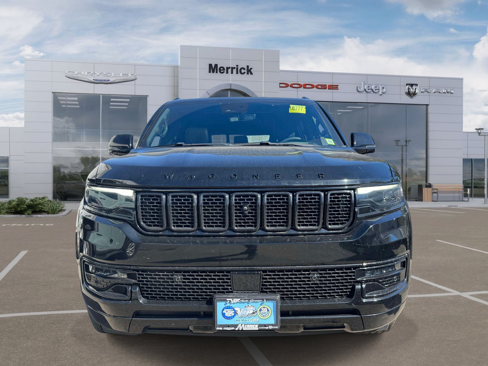 Used 2023 Jeep Wagoneer Series II w/ Convenience Group I AWD/4WD image 3