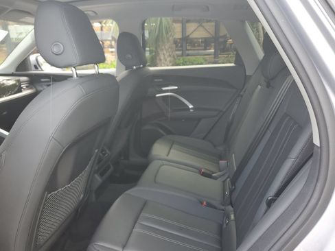 Certified 2025 Audi Q5 Premium Plus w/ Premium Plus AWD/4WD image 16