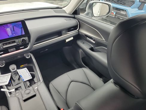 New 2026 Toyota Grand Highlander XLE image 15