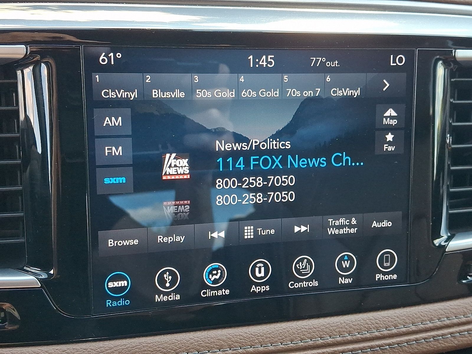 Used 2018 Chrysler Pacifica Limited FWD image 21
