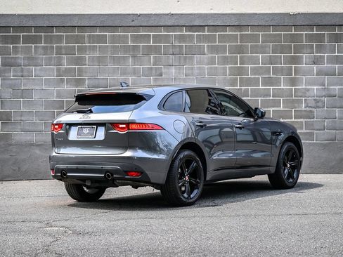 Used 2019 Jaguar F-PACE R-Sport AWD/4WD image 3