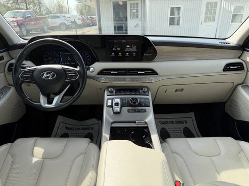 Used 2020 Hyundai Palisade SEL w/ Premium Package image 12