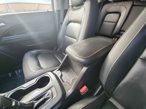 Used 2021 GMC Canyon AT4 w/ Driver Alert Package image 22