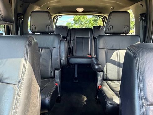 Used 2016 Lincoln Navigator Select AWD/4WD image 20