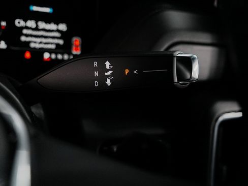 Used 2025 GMC Yukon XL Denali image 25