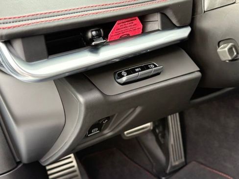 Used 2023 Chevrolet Corvette Stingray Premium Cpe image 51